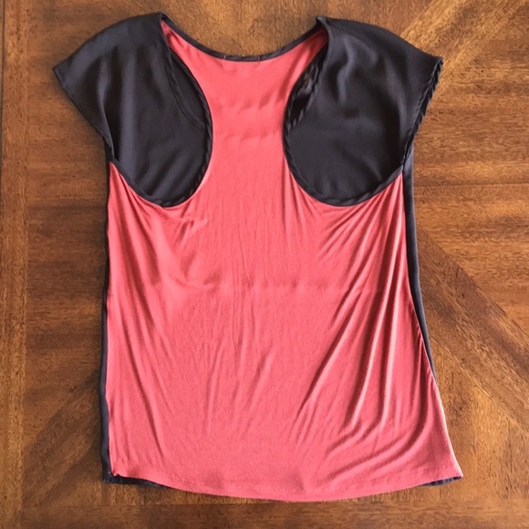 🎁 The arte by Zenana layered top tee blouse - Picture 2 of 7